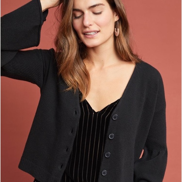 A n t h r o p o l o g i e • Bell sleeve cardigan - Picture 2 of 11